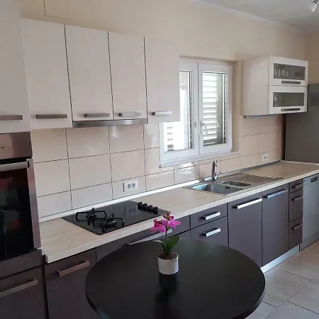 Anamaria Appartement *